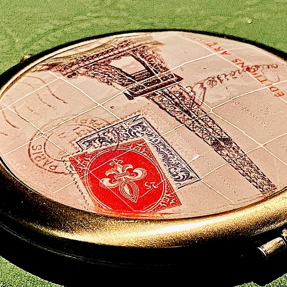 Eiffel Tower ROUND MIRROR COMPACT - Picture 3 of 8